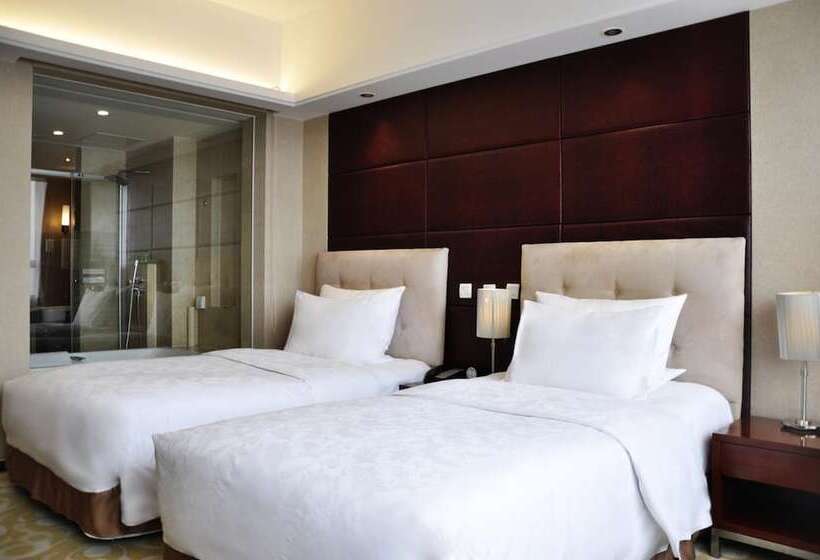 Номер Deluxe, Pullman Beijing South