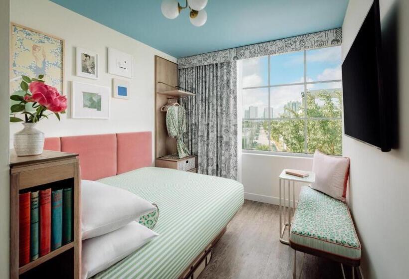 Номер Стандарт, The Goodtime Hotel, Miami Beach A Tribute Portfolio