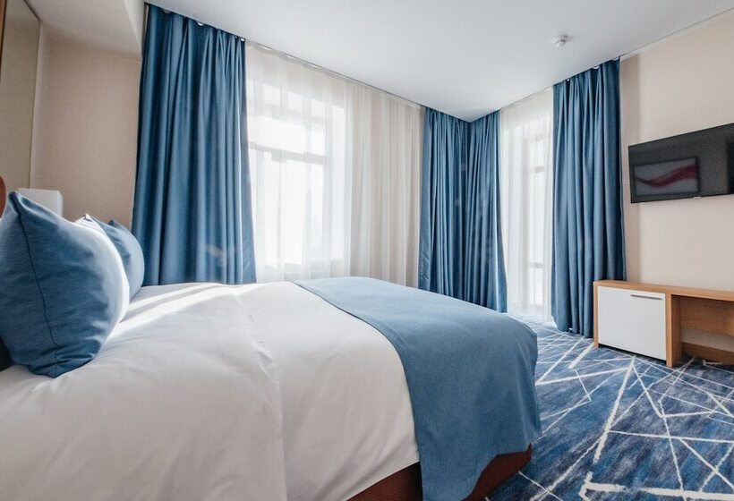 سوییت جونیور, Ramada By Wyndham Astana
