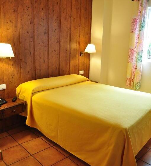 标准间, Hostal Real