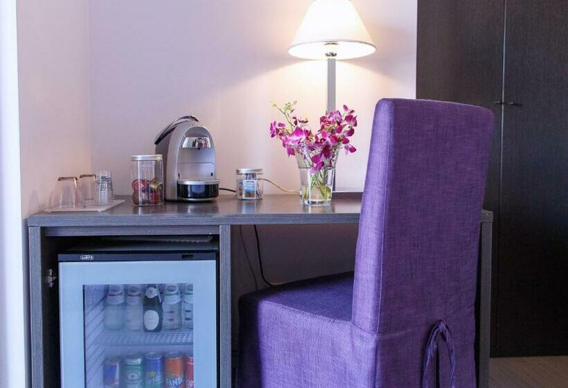 Номер Стандарт, The One Hotel   Designed For Adults   Pet Lovers