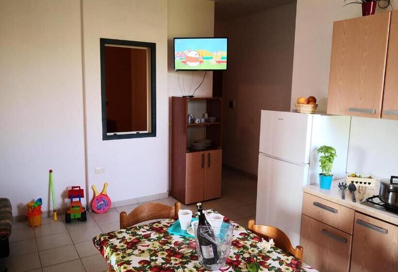Апартаменты 2 Спальни, Villaggio Mare Blu