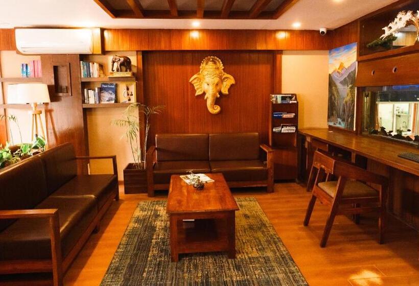 اتاق لوکس با بالکن, Himalayan Suite