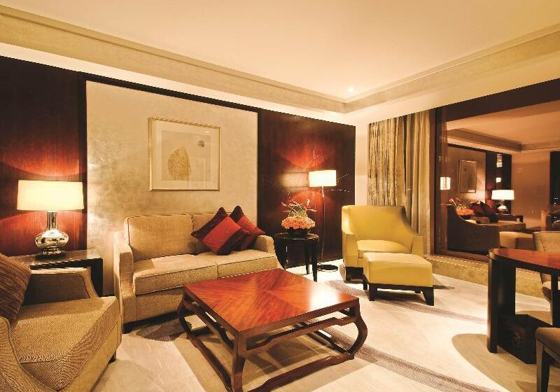 سوئیت با تخت بزرگ, Fairmont Beijing   20 Minutes To Forbidden City By Metro
