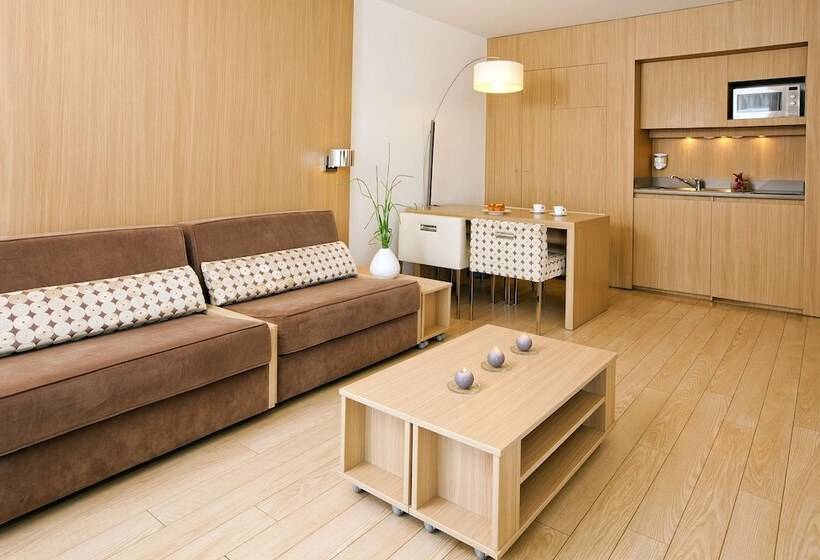 Апартаменты 1 Спальня, Residhome Carrieres La Defense