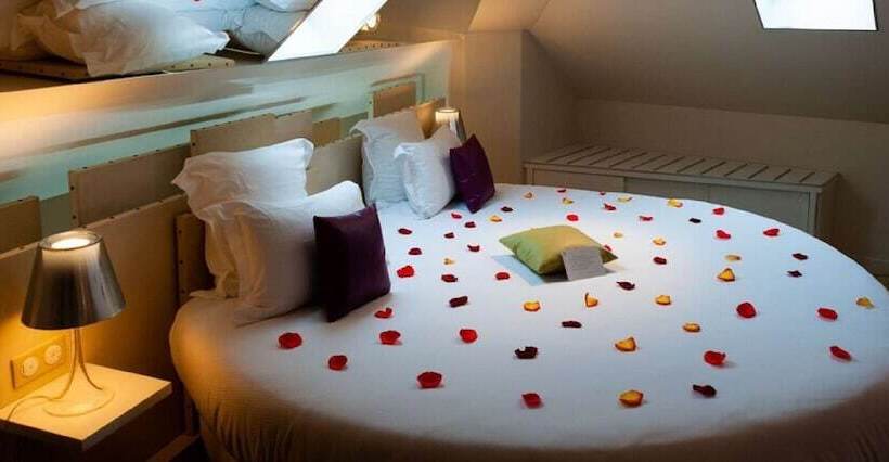 Chambre Standard avec Hidromassage, Secret De Paris   Hotel & Spa
