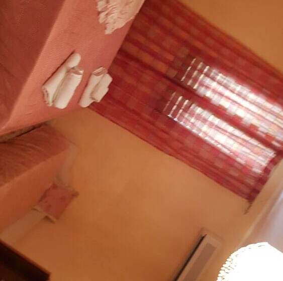 اتاق استاندارد سه نفره, B&b La Dolce Siesta