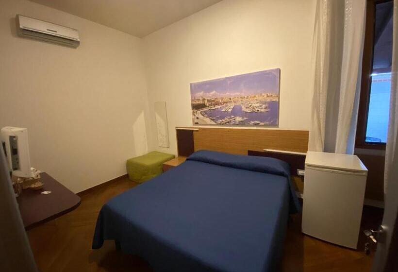 اتاق لوکس, B&b Al Porto Novo