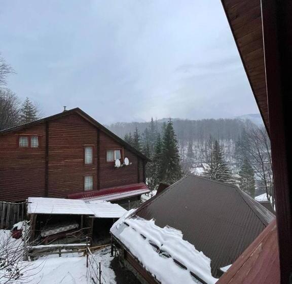 Номер Стандарт, садиба у попа