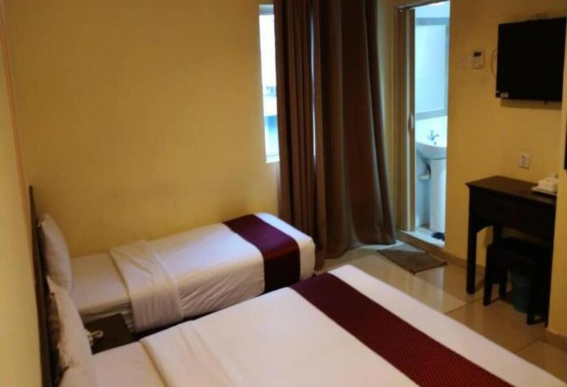 اتاق استاندارد سه تخته با چشم‌انداز, Sun Inns D Mind 3 Seri Kembangan
