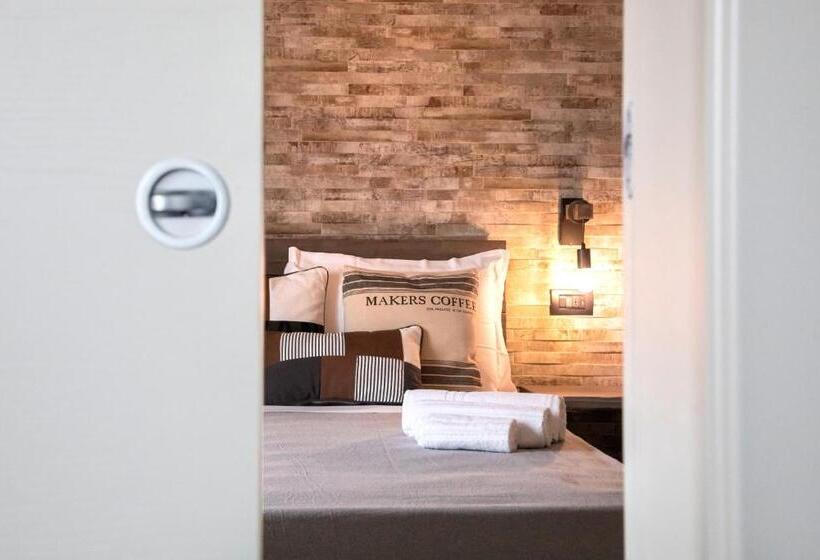 Номер Стандарт, Urban Bed And Breakfast