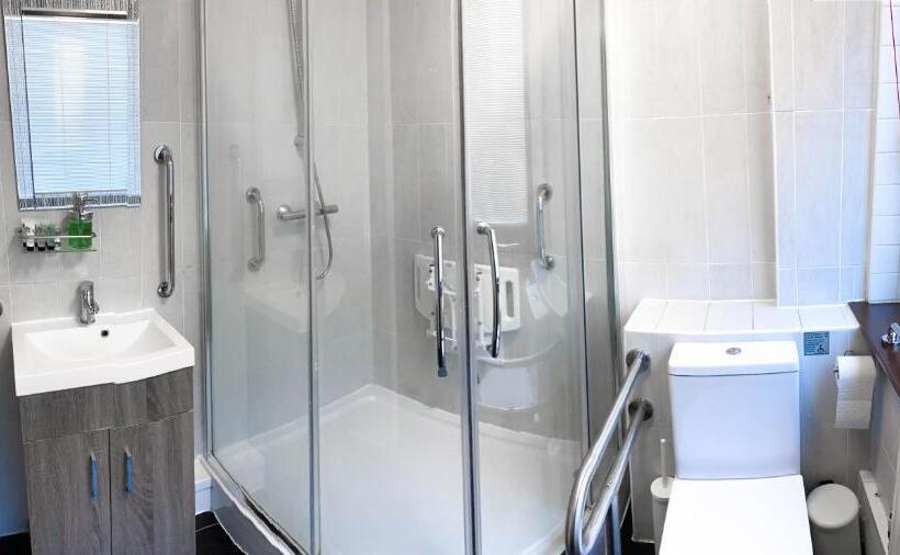 Quarto Familiar, Wns