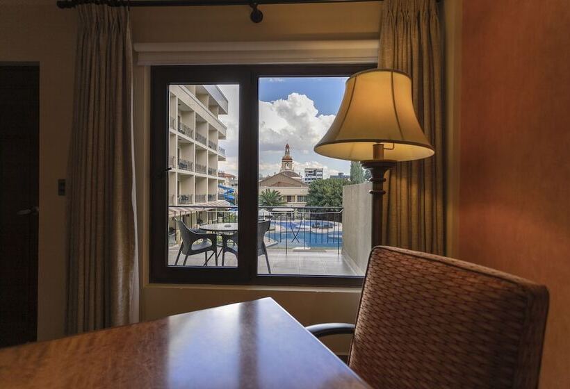 سوییت, Gran Hotel Cochabamba