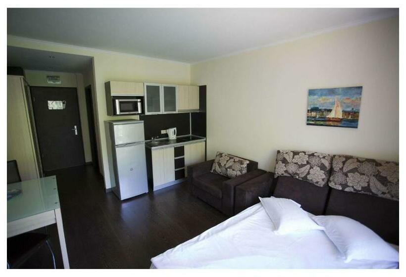 Estúdio Estandar com Sacada, Aparthotel Regina Mare