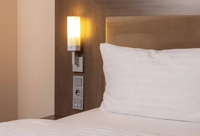 اتاق کلاس بیزنس, Intercityhotel Berlin Airport Area North
