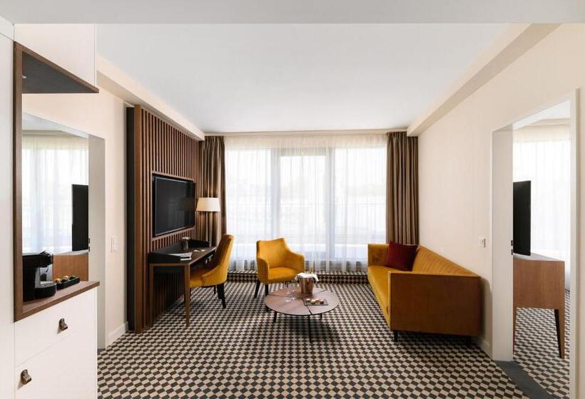 Люкс Superior, Grand Hotel Esztergom