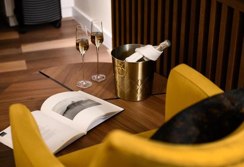 Люкс Superior, Grand Hotel Esztergom