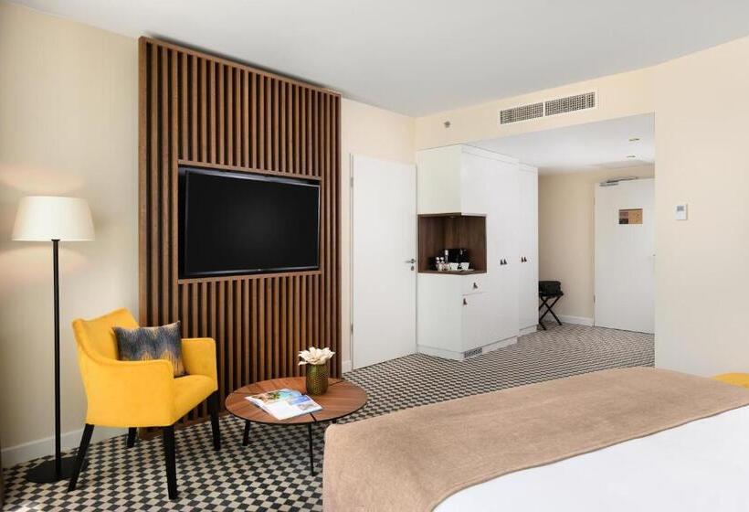 Номер Стандарт, Grand Hotel Esztergom
