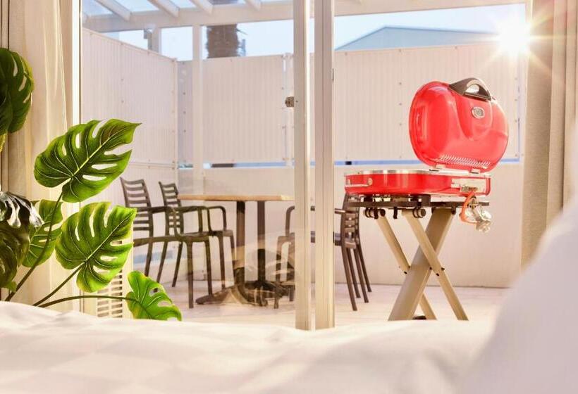 Apartamento 1 Dormitório com Terraço, Crystal Exe Nanki Shirahama 1
