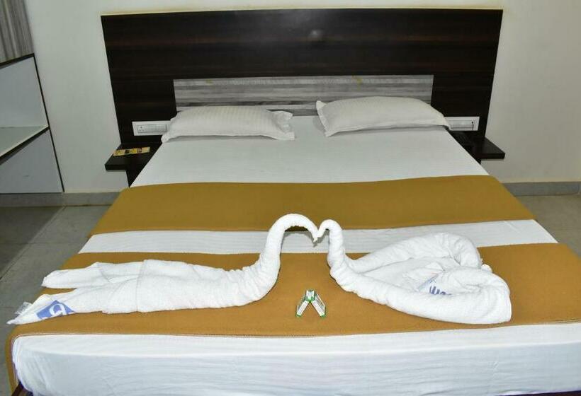 豪华家庭房间, Dharwad Residency