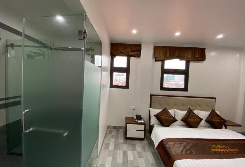 سوییت خانوادگی, Trường Sinh