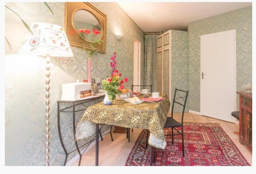 Номер Стандарт, Les Chambres De Rougemont