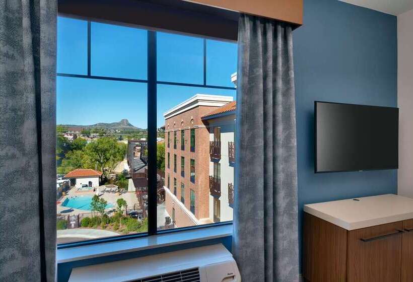 استودیوی استاندارد, Hilton Grand Vacations Club At Hilton Hawaiian Village