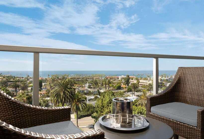 استودیوی استاندارد, Hilton Grand Vacations Club At Hilton Hawaiian Village
