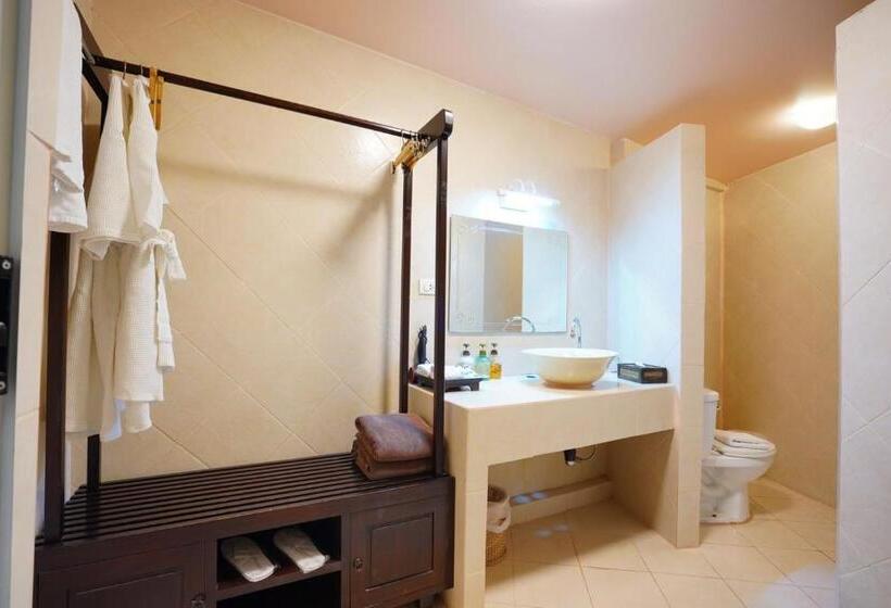 ویلای سوپریور 1 خوابه, Supatra Hua Hin Resort