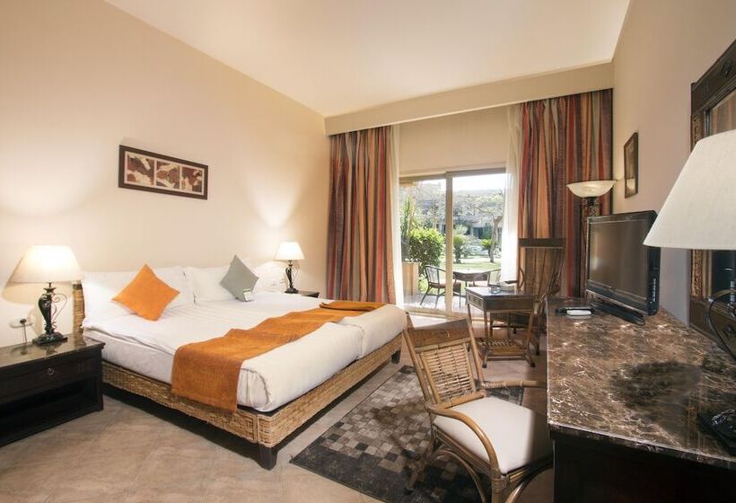 غرفة قياسية, Swiss Inn Pyramids Golf Resort