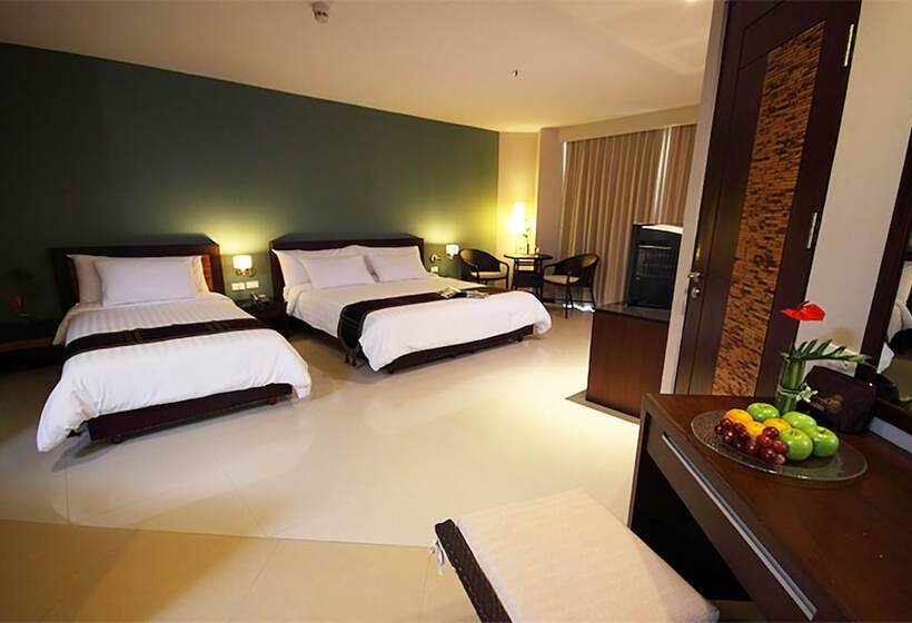 سوییت خانوادگی, Tara Mantra Chaam Resort