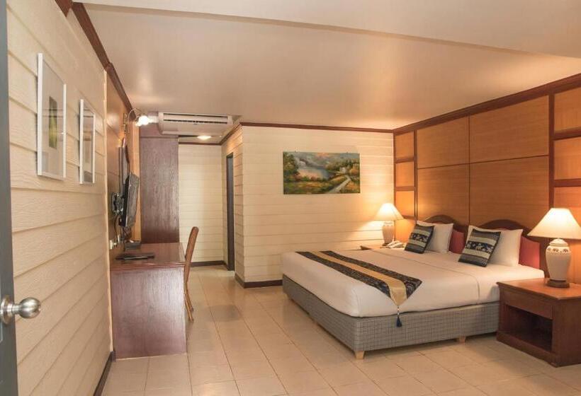 Номер Стандарт Вид на Бассейн, S Lodge Pattaya Formally Sabai Lodge