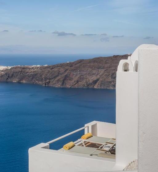 سوئیت جونیور با چشم‌انداز, Iliovasilema Hotel & Suites