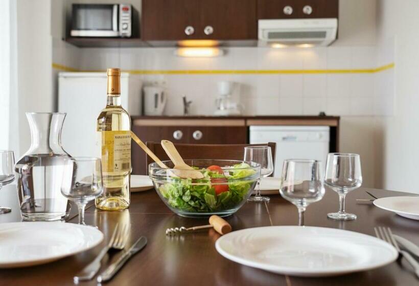 Апартаменты 2 Спальни, Zenitude Hôtel Résidences Béziers Centre