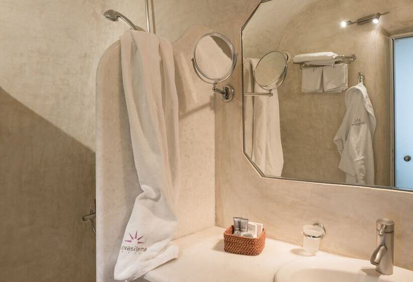Superior suite with view, Iliovasilema Hotel & Suites