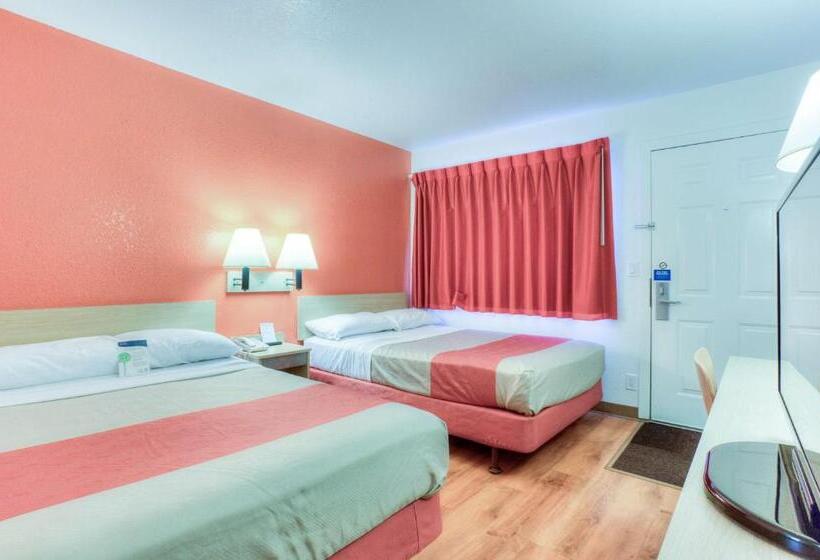 4인용 스탠다드 룸, Motel 6tigard, Or  Portland South  Lake Oswego
