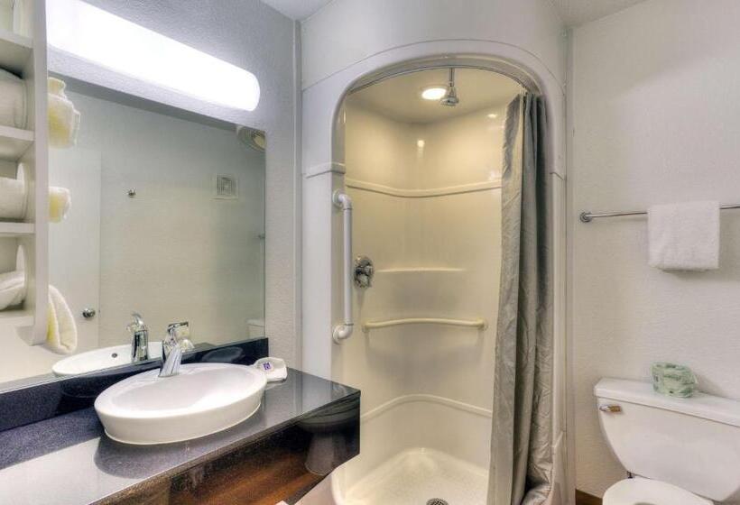 장애인을 위한 스탠다드 룸, Motel 6tigard, Or  Portland South  Lake Oswego