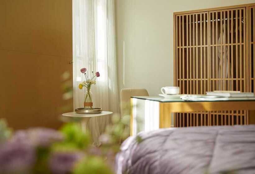 غرفة ديلوكس, The Excelsior Small Luxury Hotels Of The World