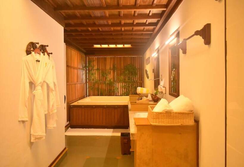Номер Deluxe, Kumarakom Lake Resort