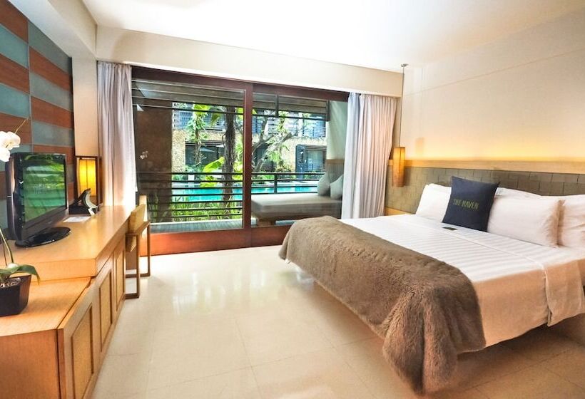 Люкс Вид на Бассейн, The Haven Bali Seminyak
