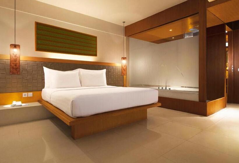 Люкс с Балконом, The Haven Bali Seminyak