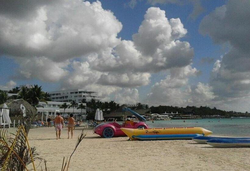 اتاق استاندارد, Room In Guest Room   Mono Local Apartment Type Private Garden Boca Chica Resort
