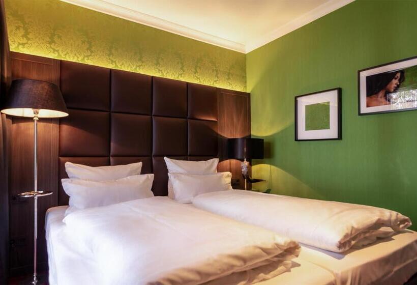 سوئیت با بالکن, Haverkamp Suites