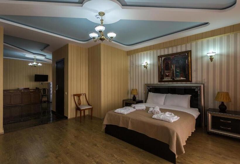 اتاق لوکس, Guria Palace