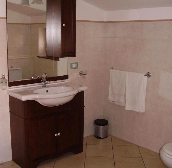اتاق استاندارد چهار تخته, B&b Casalotto Inn