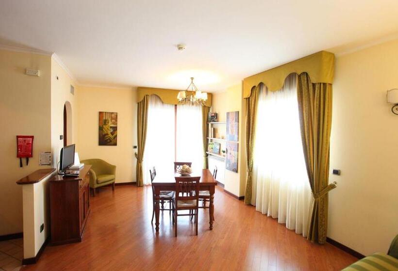 آپارتمان 2 خوابه, Altea Suites