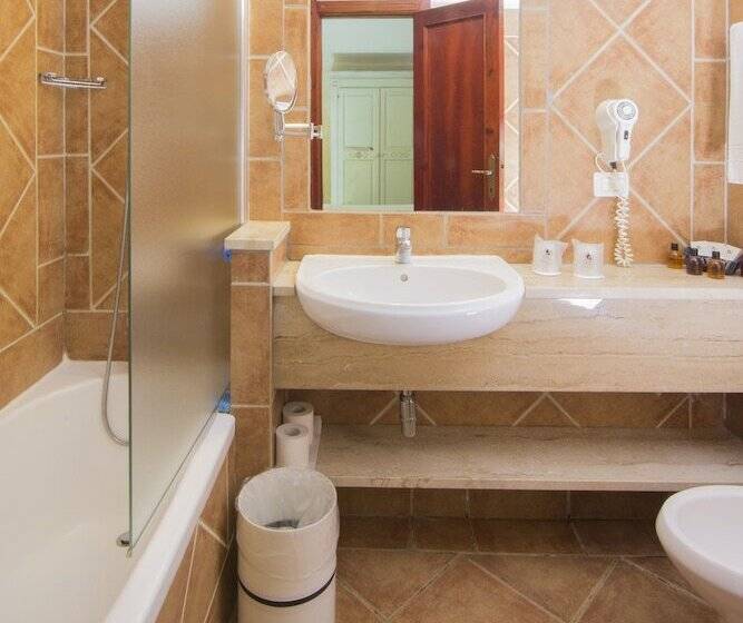 اتاق استاندارد با بالکن, Colonna Beach Hotel Marinella