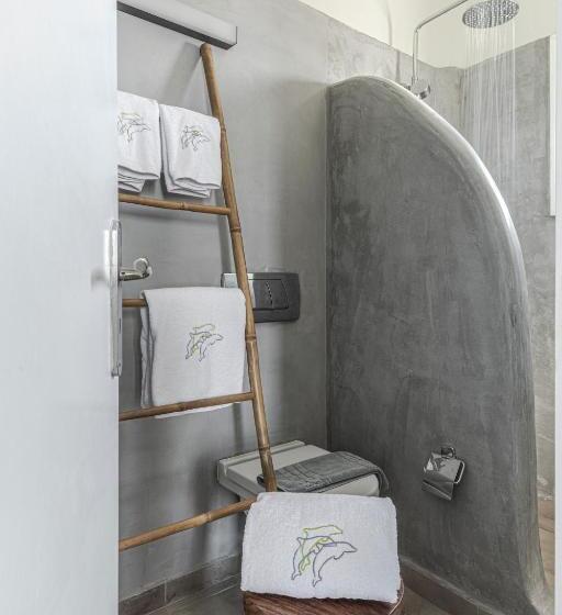 带按摩浴盆的套房, Grand View   Megalochori Santorini