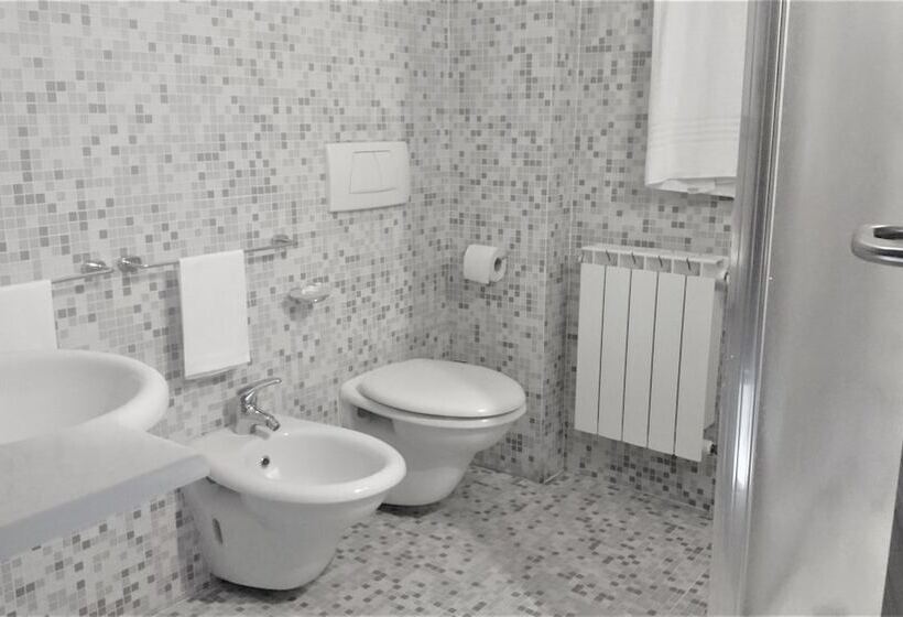 اتاق استاندارد یک نفره, Residence Hotel Torino Uno