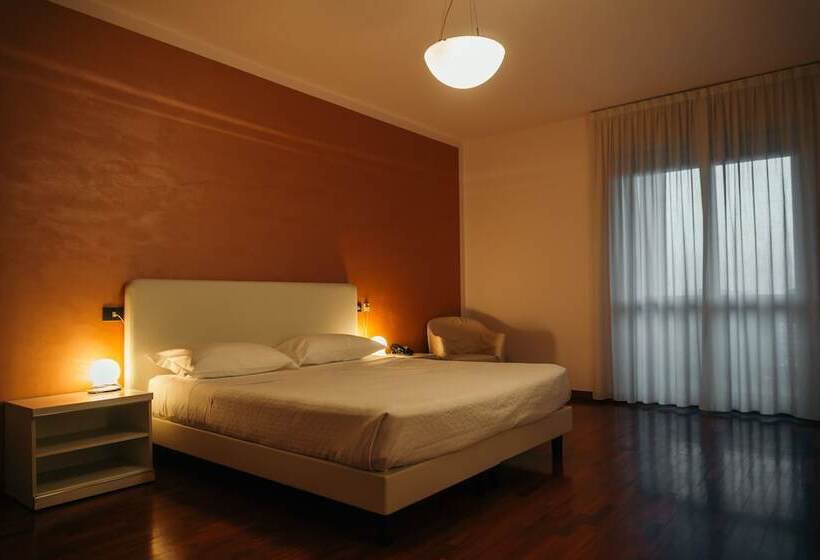 سوییت, Residence Hotel Torino Uno